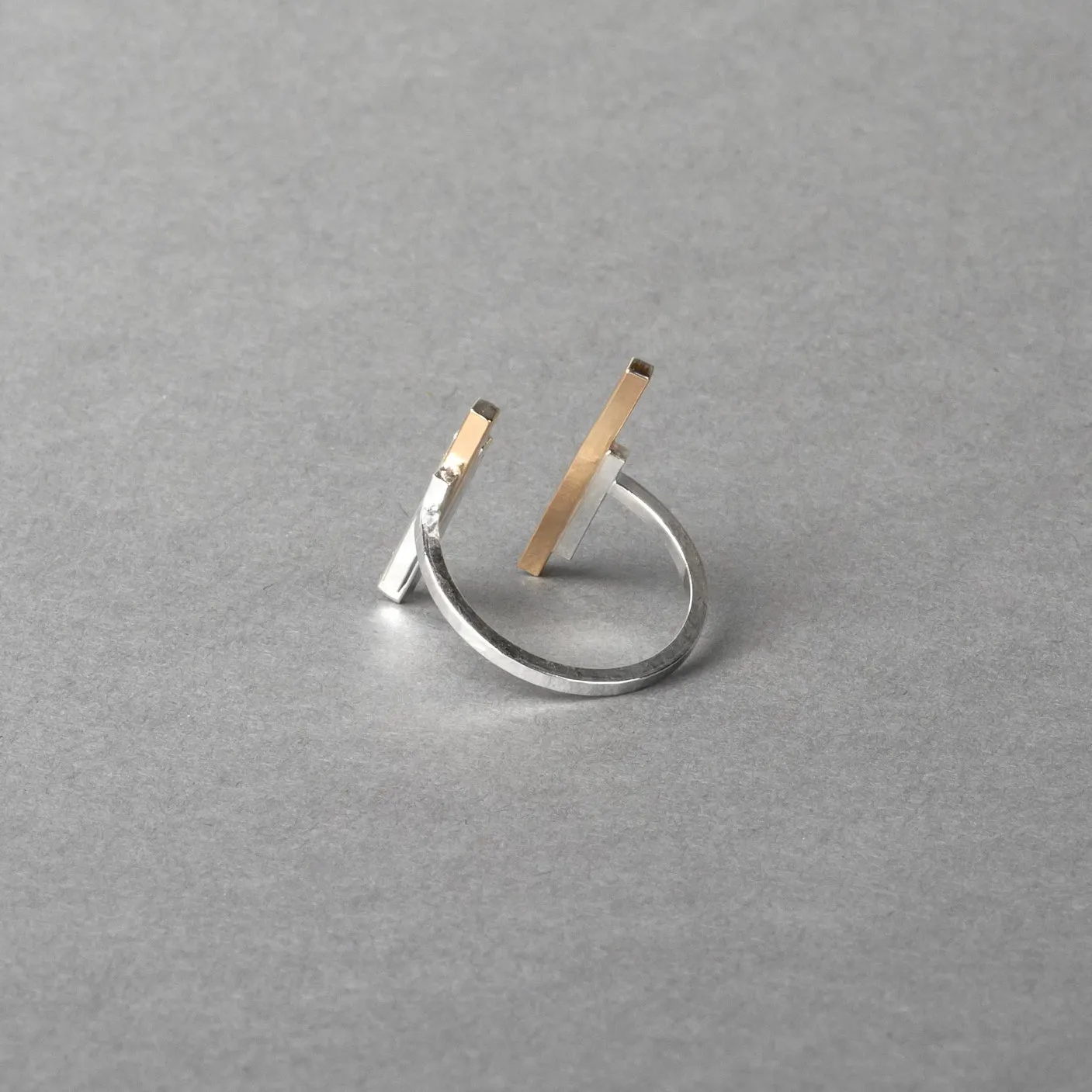 SHOAL CREEK TWO-TONE RING