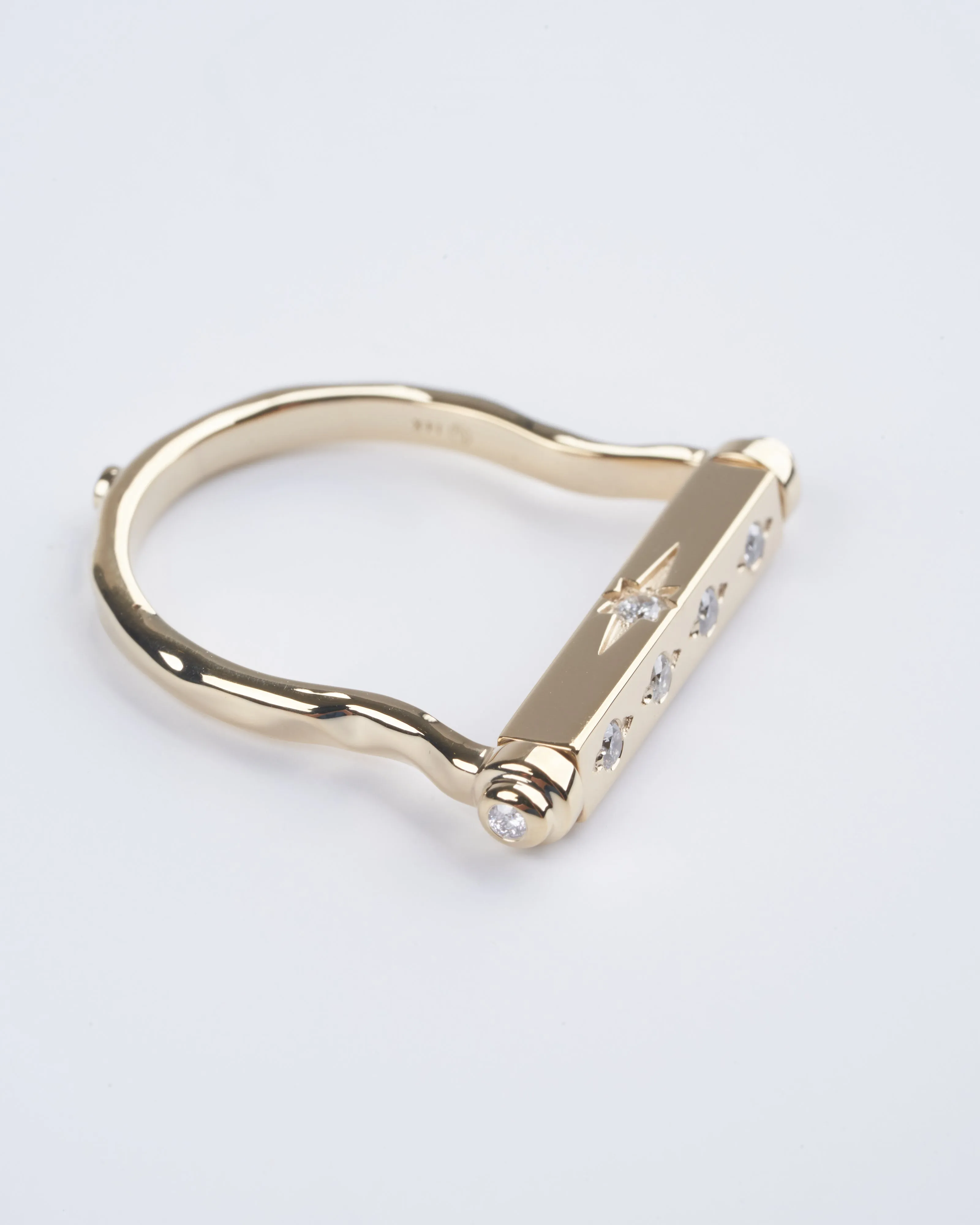 shooting star engravable narrow flip ring - gold/ diamond