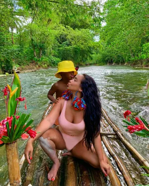 The Rasta Adventure Look