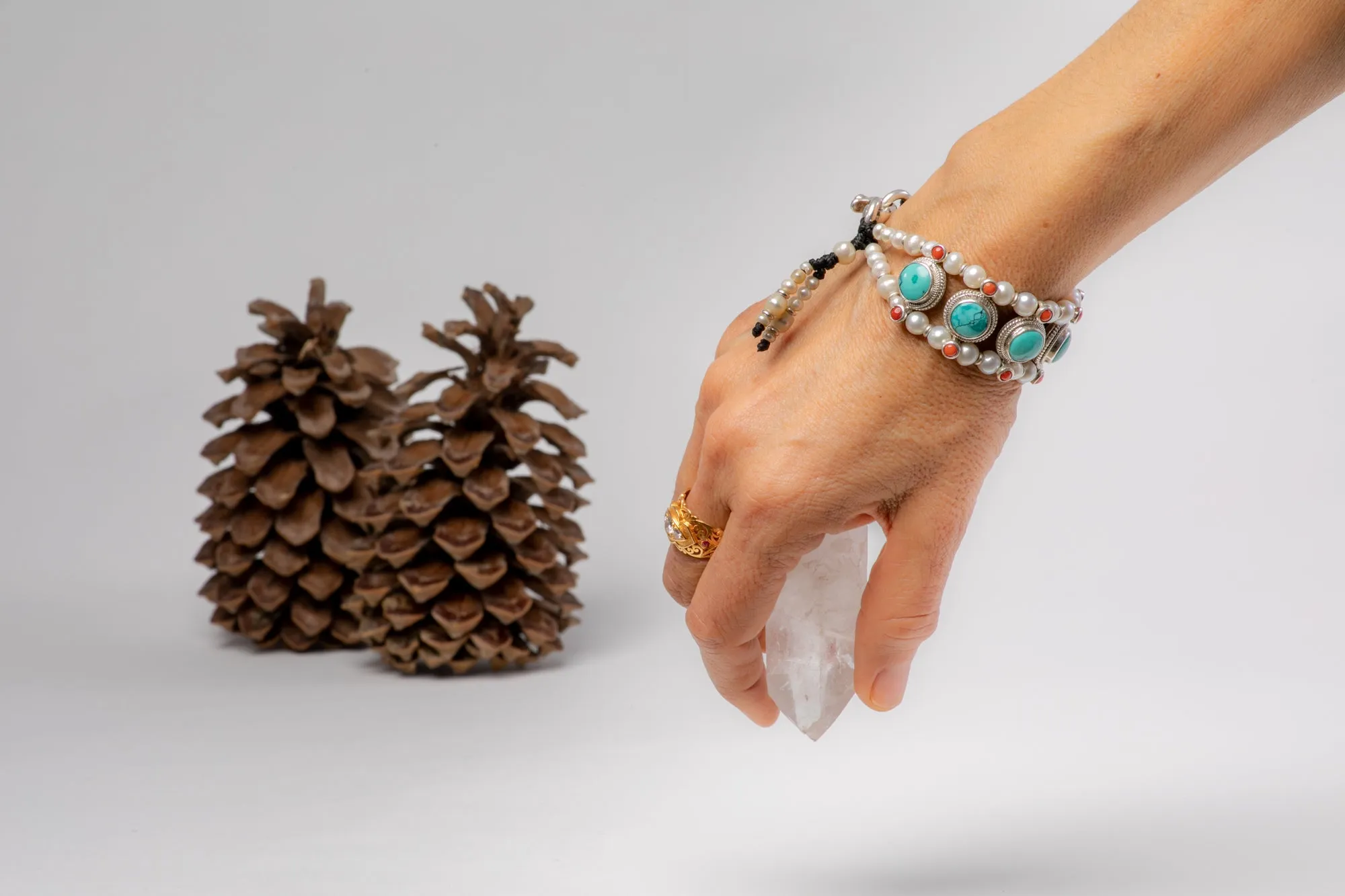 Turquoise Setting Bracelet  with Pearls