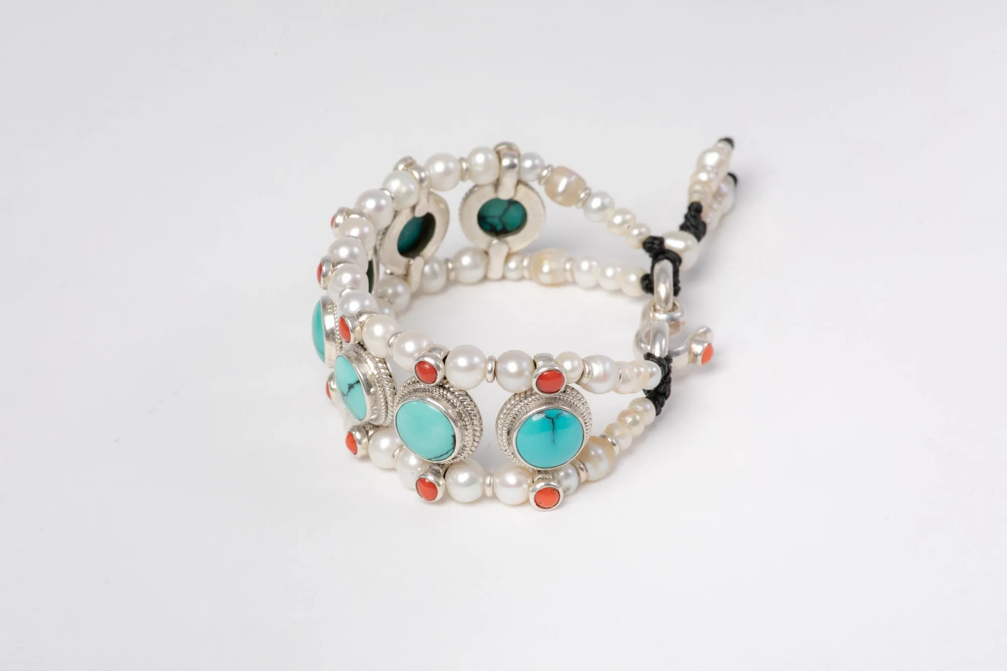 Turquoise Setting Bracelet  with Pearls
