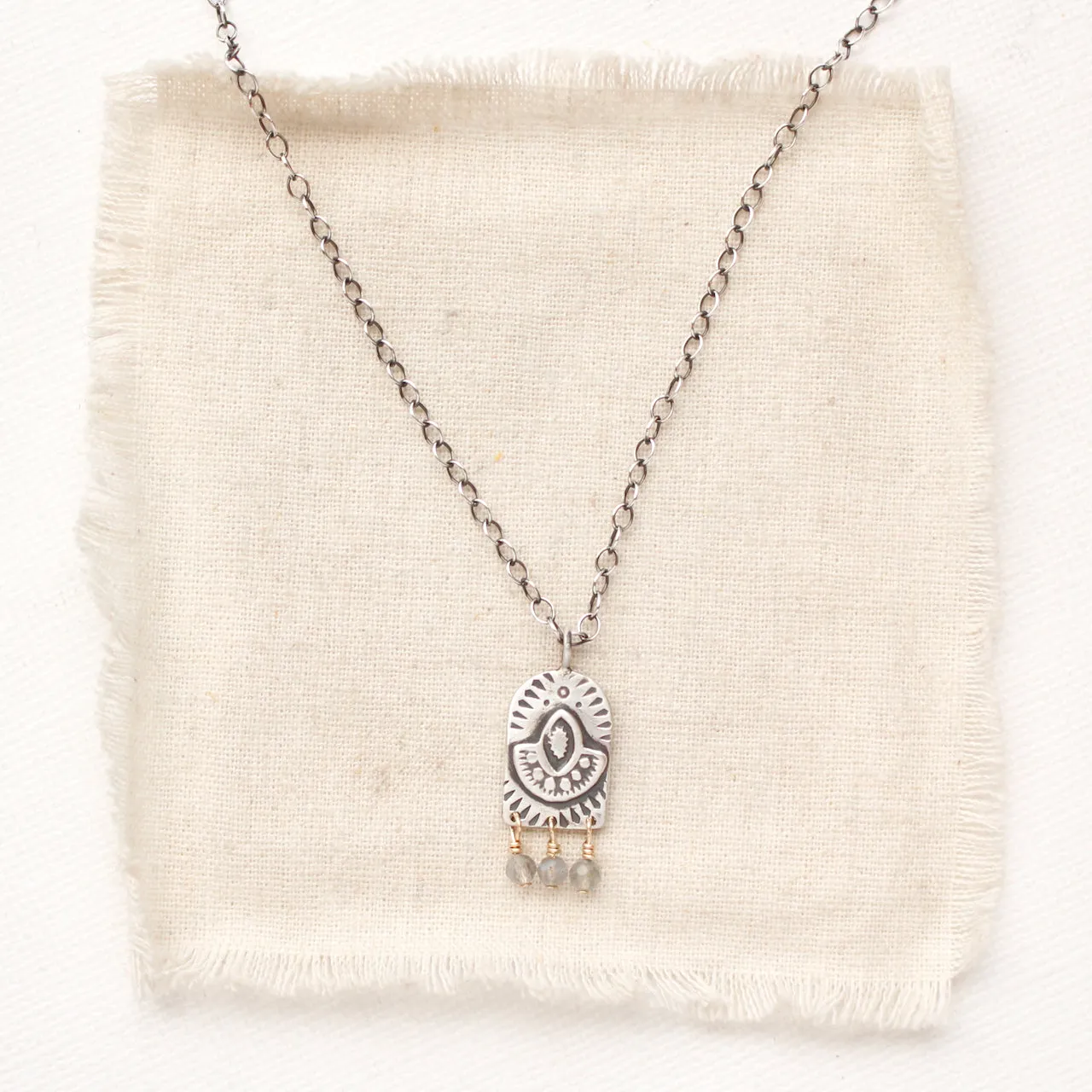 Wanderer Arch Labradorite Necklace