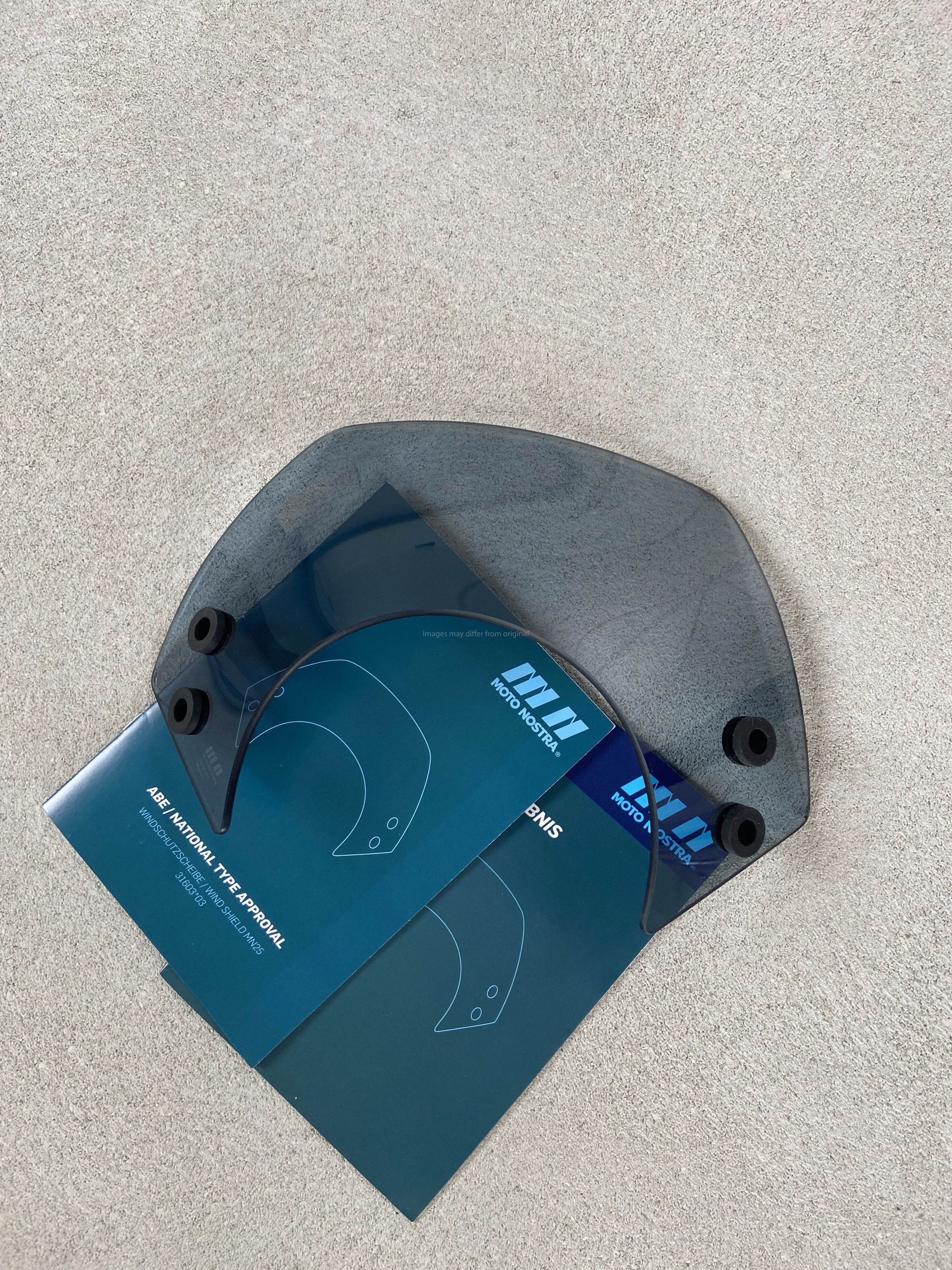 Windshield with black brackets MOTO NOSTRA "OPEN BOX" | Vespa GTS 125-300 HPE (2019-)