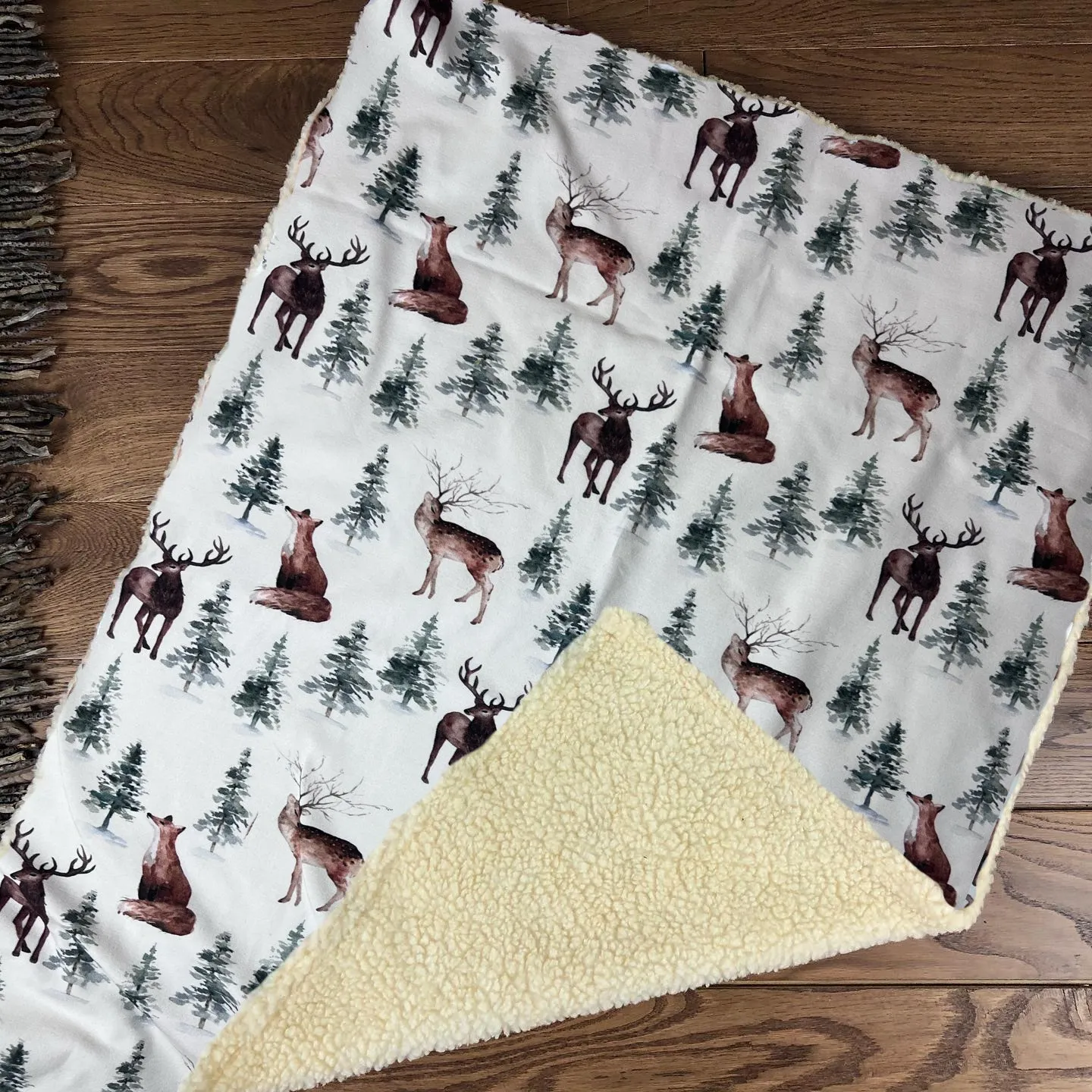 Winter woodland adventure Blanket